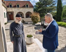 Драговићки монаси