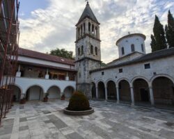 Посета Епархији далматинској